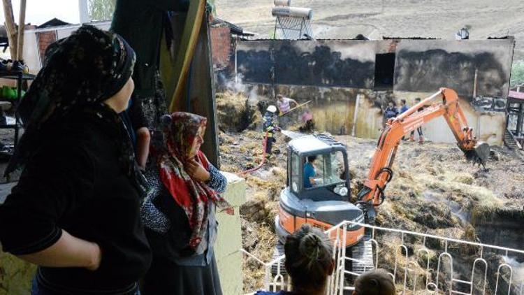 Erzurumda köydeki yangında hasar tespiti başladı