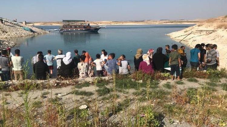 Baraj gölüne giren Suriyeli genç boğuldu