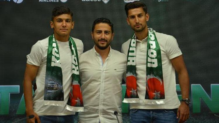 Atiker Konyaspor’da çifte imza