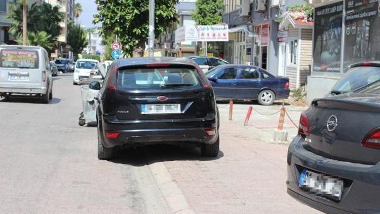 İMO Başkanı Turanbayburt: Kaldırımlar araçların işgali altında