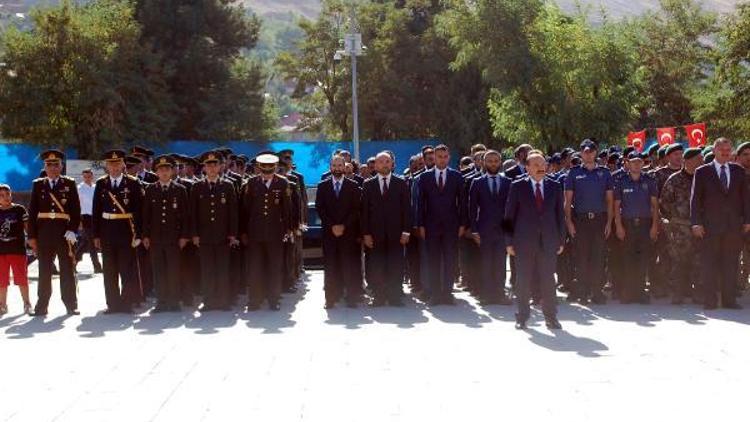 Van, Bitlis ve Hakkaride 30 Ağustos Zafer Bayramı kutlandı