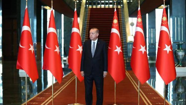 Erdoğan, Beştepede 30 Ağustos tebriklerini kabul etti