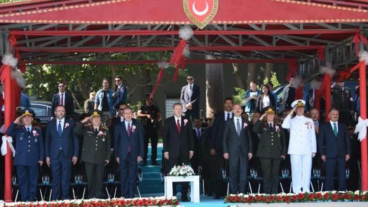 Erdoğan: Döviz kurundaki istikrarsızlık ülkemize yönelik operasyondur/ Ek fotoğraflar