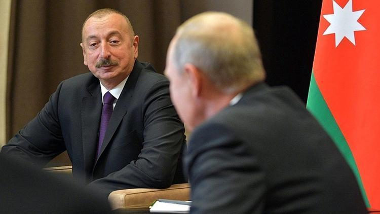 Putin ve Aliyev Soçide görüştü