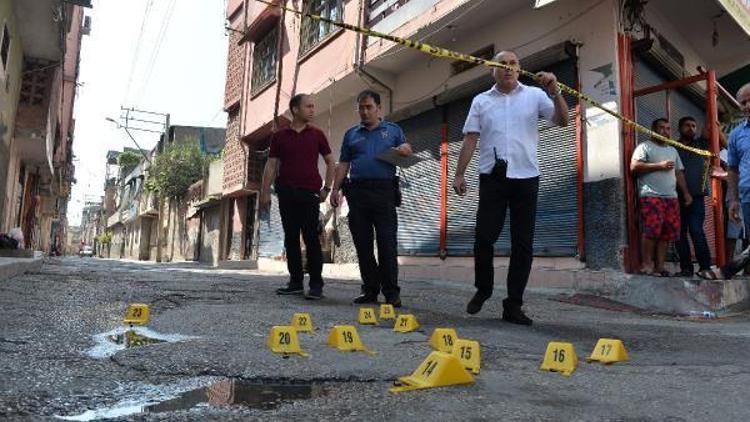 Kuyumcunun dükkanı soyulmak istendi, kardeşi yaralandı