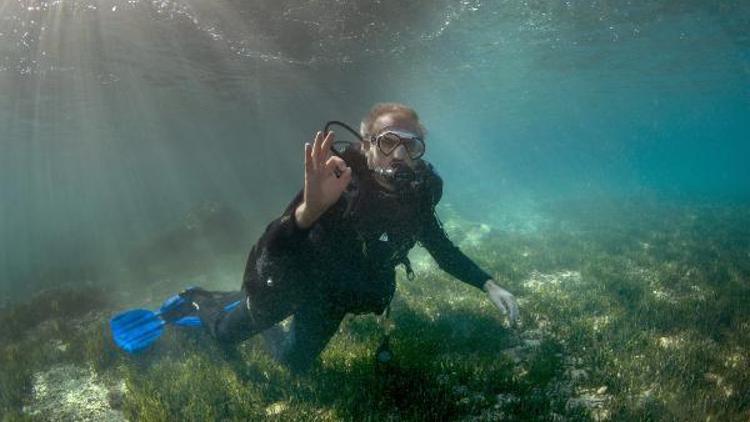 Vali Karaloğlundan su altında deniz çayırı mesajı