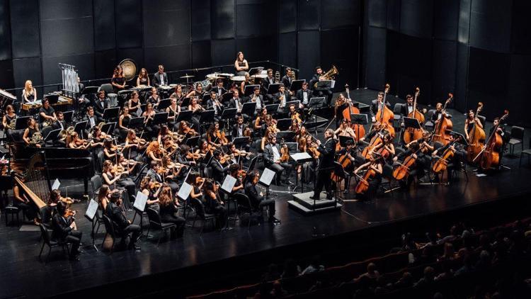 Genç orkestradan İstanbul performansı