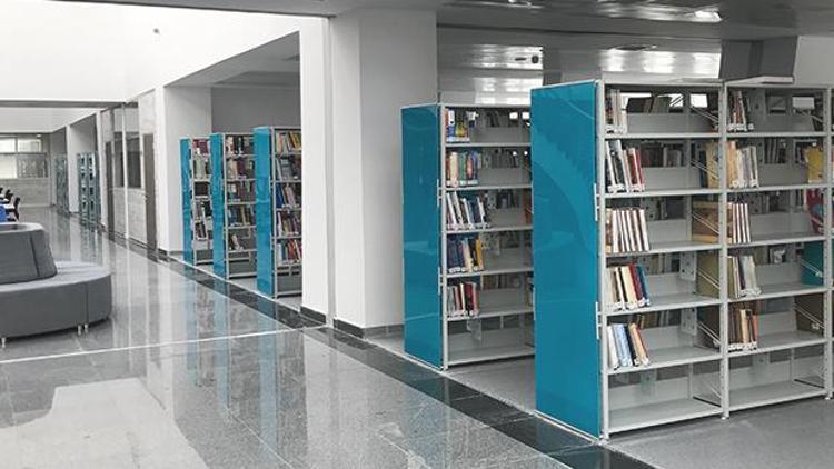 Üniversite kütüphanesi halka açılıyor