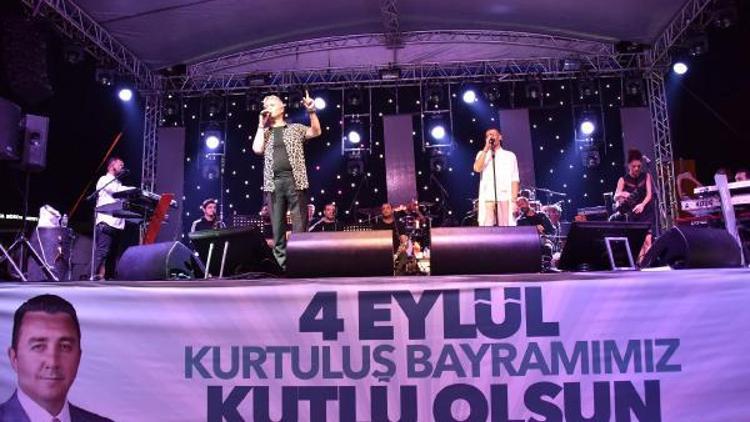 Cengiz Kurtoğlu ve Hakan Altun’dan kurtuluş konseri