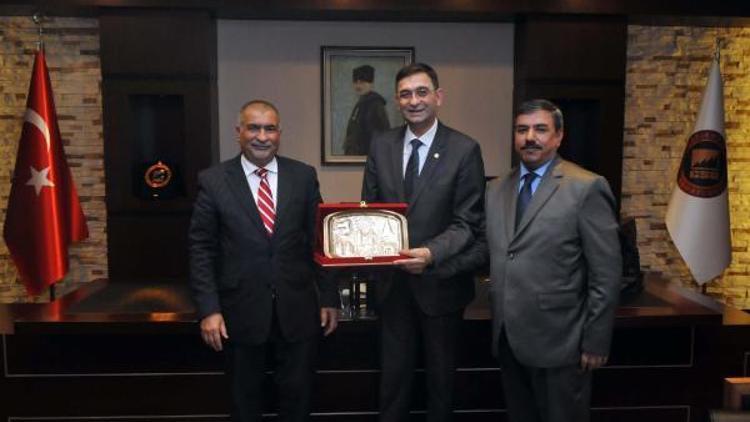 Iraklı büyükelçisi ve başkonsolosundan GSOya ziyaret