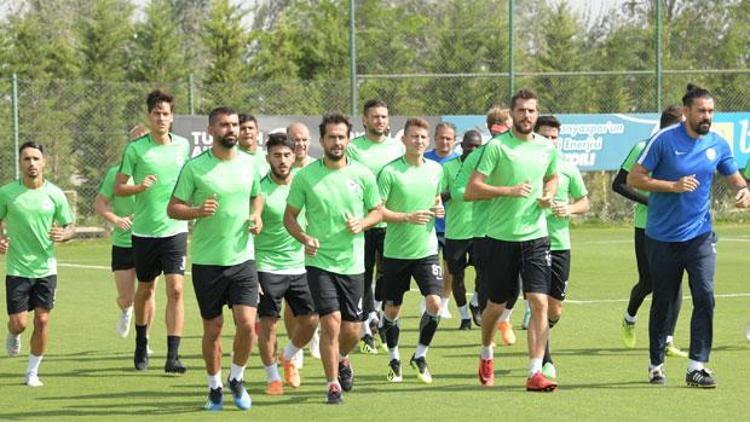 Atiker Konyaspor’da Fenerbahçe maçı hazırlıkları sürüyor