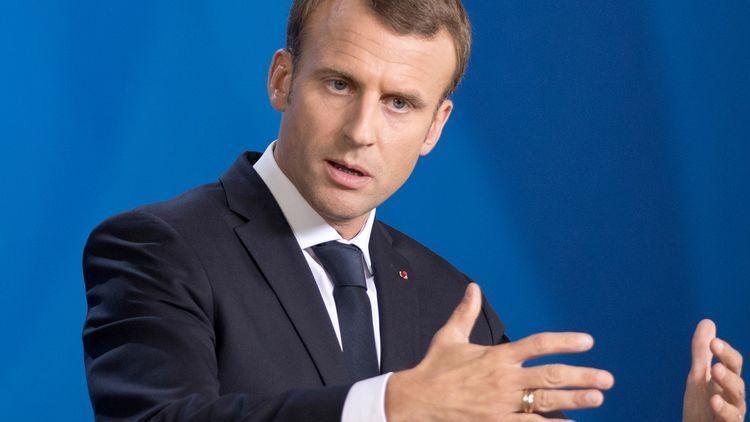 Macron, Libya UMH Başkanı ile telefonda görüştü