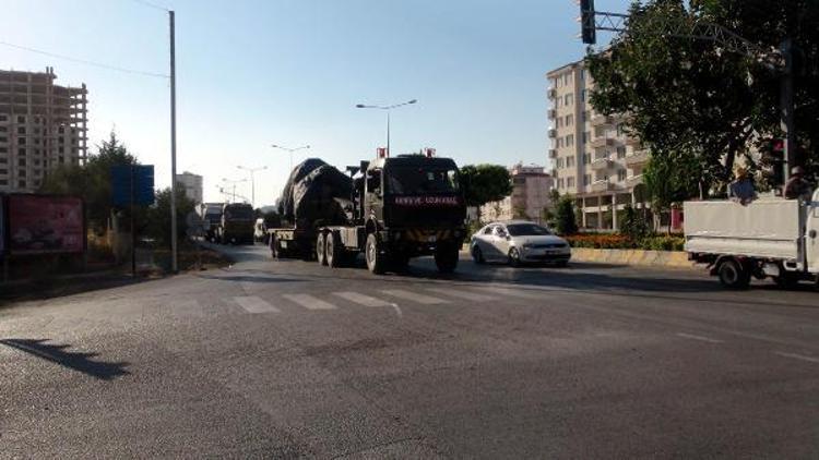 Kilis sınırında askeri hareketlilik sürüyor