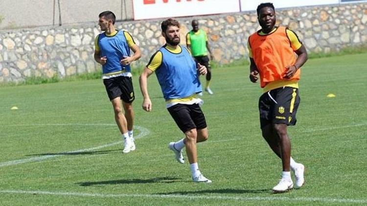 Evkur Yeni Malatyaspor’da sakatlardan iyi haber