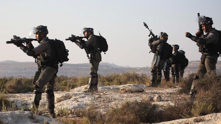 İsrail askerleri Batı Şeriadaki gösterilerde 7 Filistinliyi yaraladı