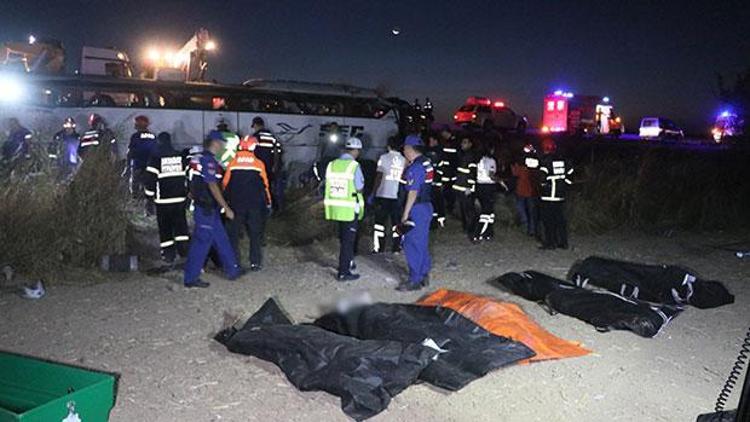 Son dakika... Aksarayda yolcu otobüsü devrildi: Çok sayıda ölü ve yaralı var