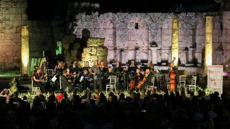 Perge Antik Kentinde muhteşem konser