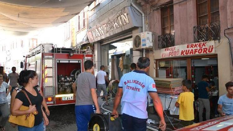 Ayvalık’ta işyeri yangını