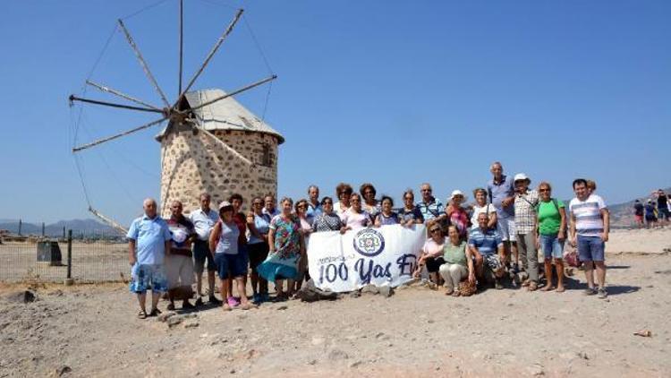 100 Yaş Evi üyelerine kültür gezisi