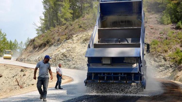 Alanya Uzunöz yolu asfaltlanıyor