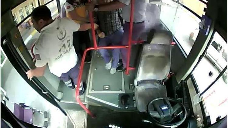 Otobüs şoförü, sara nöbeti geçiren yolcuyu hastaneye yetiştirdi