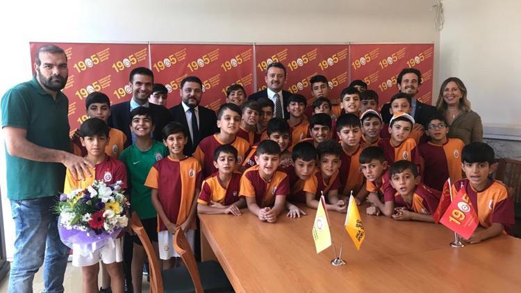 Mardin Galatasaray Futbol Okulu’ndan GSYİAD’a Teşekkür Ziyareti