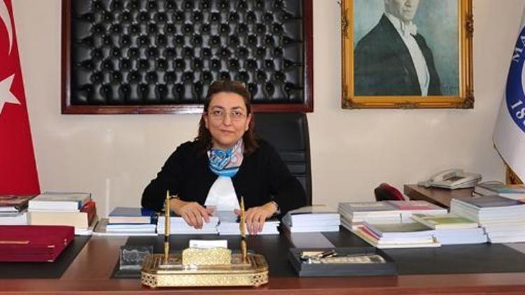 Erişah Arıcan kimdir