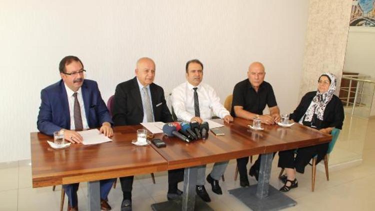 Elazığda, İYİ Parti kurucusu, YİK üyesi ve 3 yönetici partilerinden istifa etti