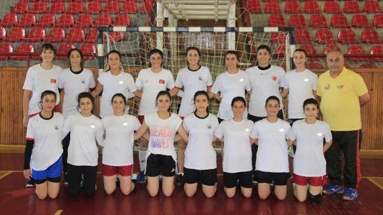 Sivas Belediyespor Hentbol Takımı ligin ilk maçına hazırlanıyor