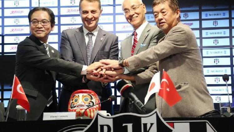 Beşiktaş, Japon medya kuruluşu Mainichi ile sponsorluk anlaşması imzaladı (FOTOĞRAFLAR)