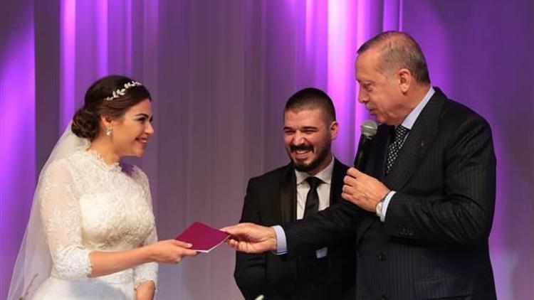 Cumhurbaşkanı Erdoğan nikah şahidi oldu