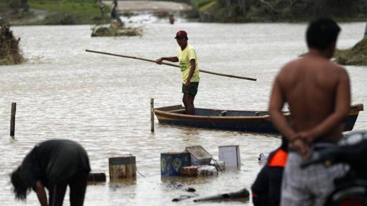 Filipinlerde 25 kişinin ölümüne neden olan Mangkhut tayfunu Çine ulaştı