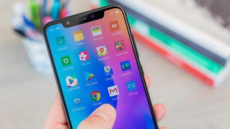 Xiaomi Mi 8in Türkiye fiyatı belli oldu