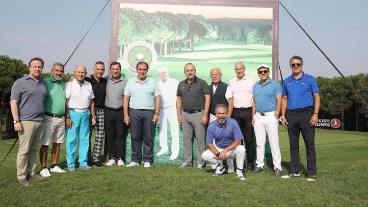 Erdoğan Demirören anısına golf turnuvası düzenlendi