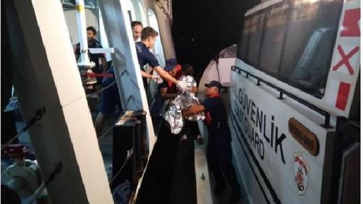 Bodrum açıklarında göçmen teknesi battı: 2 ölü, 1 kayıp, 16 kişi kurtarıldı