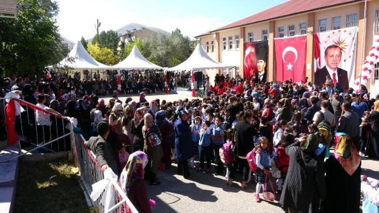 Erzurumda 178 bin öğrenci dersbaşı yaptı