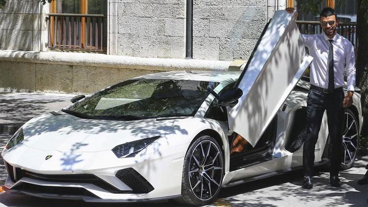 Kenan Sofuoğlu Lamborghini marka otomobilini satışa çıkardı