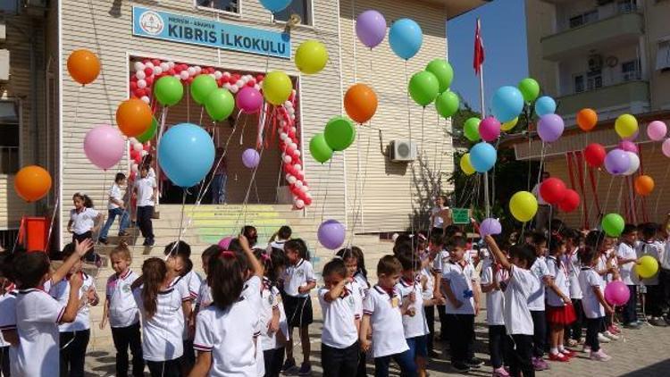 Gelecek umutlarını gökyüzüne saldılar