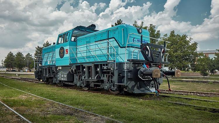 Milli hibrit lokomotif Almanyada görücüye çıktı
