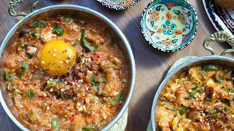 Ispanaklı menemen tarifi