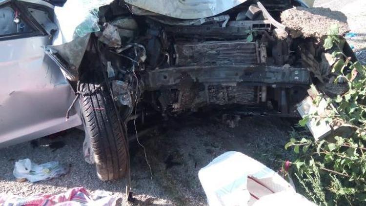 Dinarda kaza: Aynı aileden 3 kişi öldü, 1 yaralı