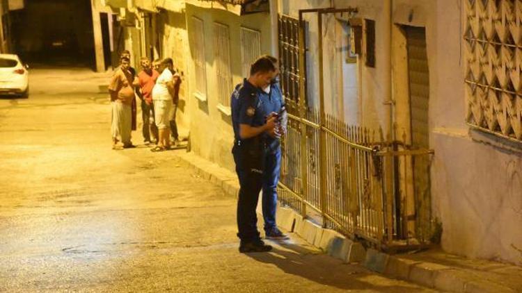 Polis memuru, kavgaya müdahale ederken bıçaklandı