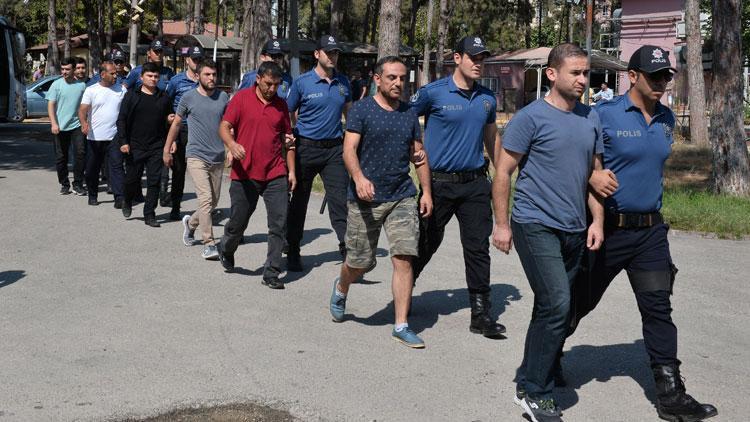 Adanada 12 asker FETÖden tutuklandı