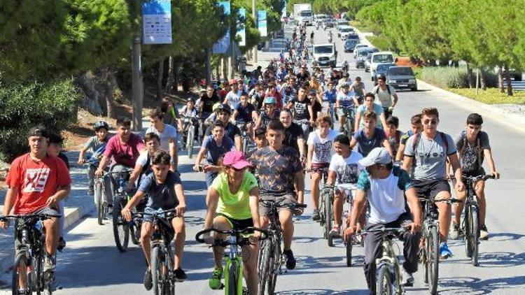 Avrupa Hareketlilik Haftasında Çeşmede yürüyüş ve bisiklet etkinliği