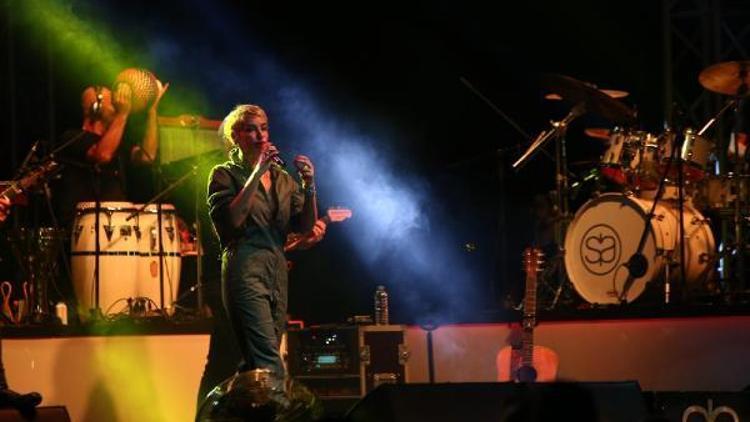 Adanada Sıla konseri