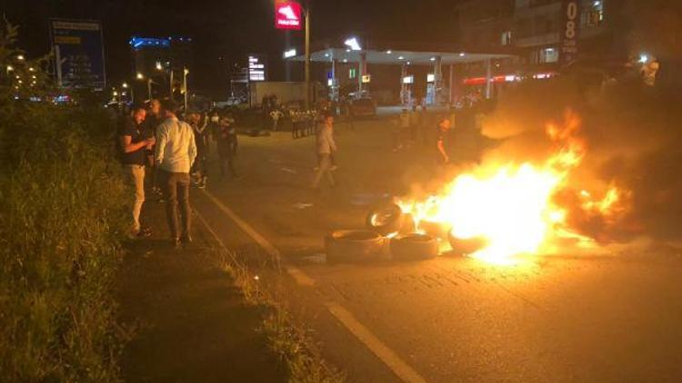 Hopada işlenen taksici cinayeti için protesto yürüyüşü