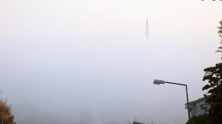 Ek fotoğraflar // İstanbul  Boğazında sis etkili oluyor