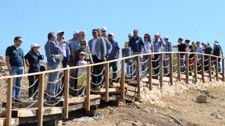 370 belediye başkanı Şanlıurfayı gezdi