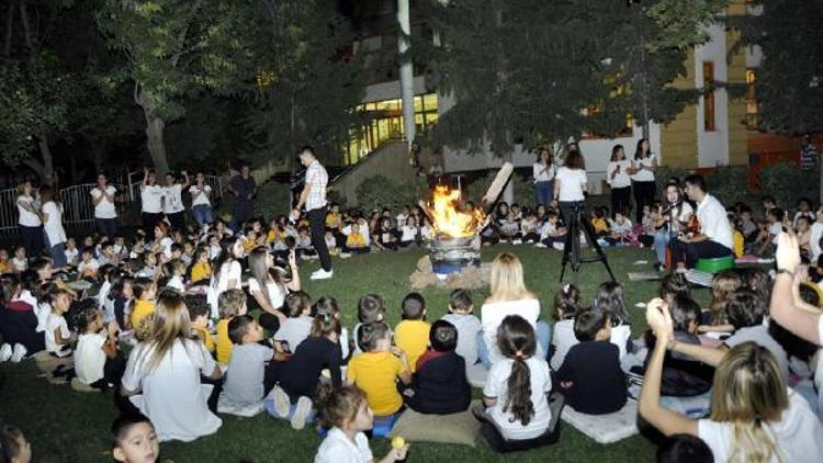 Minik GKV’liler gece çadır kampında