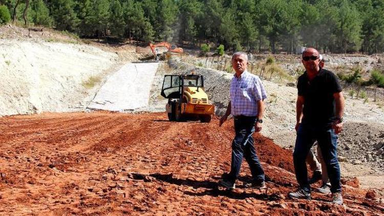 Akhisar Ovasındaki binlerce dönüm arazi modern sulamaya açılacak